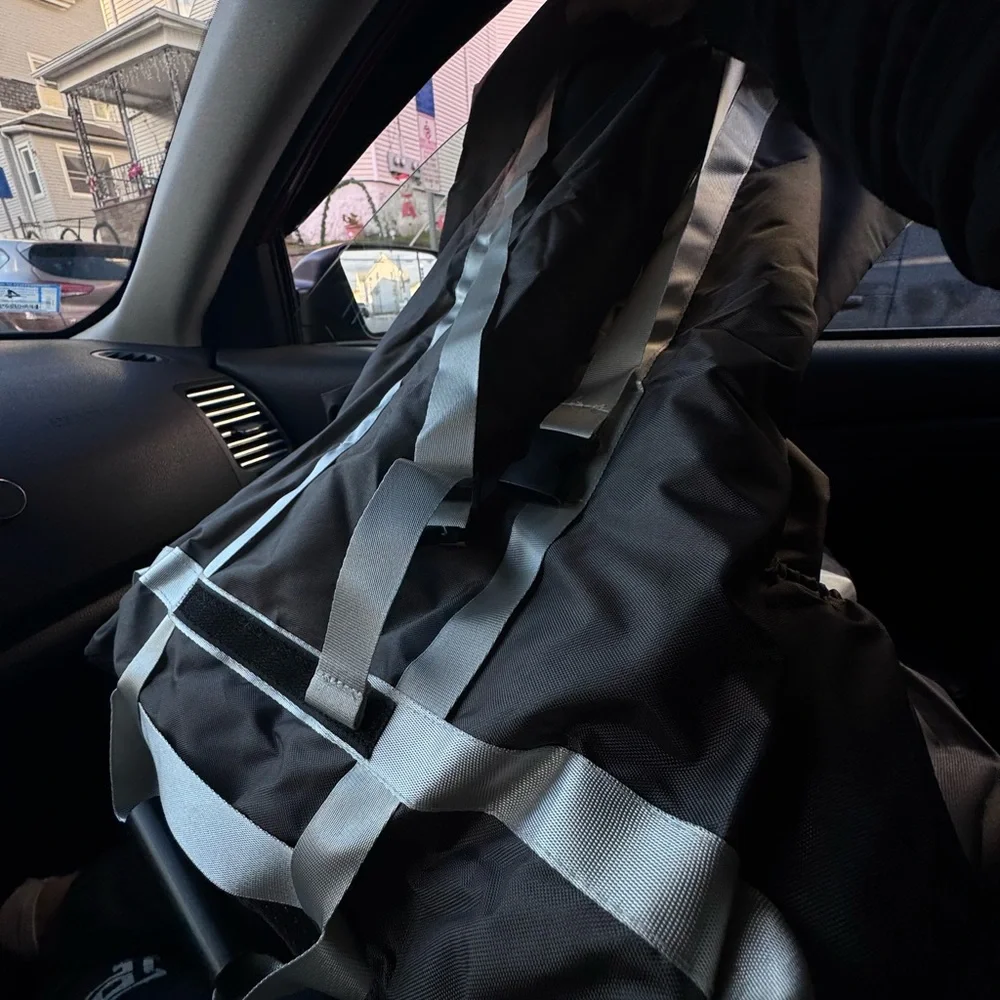 Pecut-Cozy Pet Car Seat for dogs-Gray & Black